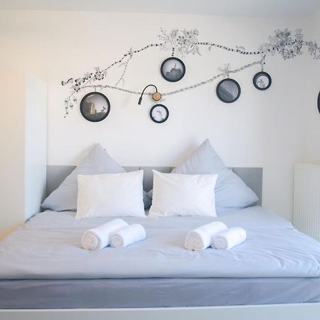 Room 4 Art Appartments Nr.1 In Vienna Center المظهر الخارجي الصورة